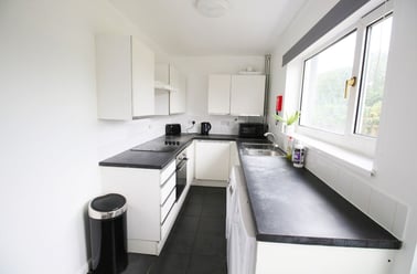 Hewson Road, West End, Lincoln - Image 3