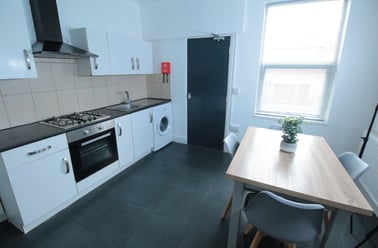 Dixon Street, St Catherines, Lincoln - Image 3