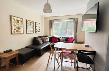 Elvet Crescent, Elvet, Durham - Image 2