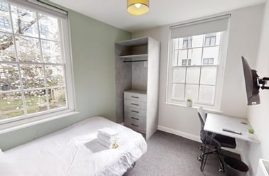 Cheltenham Road, Cotham, Bristol - Image 3