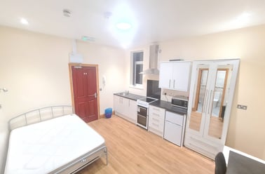 Raglan Road, Edgbaston, Birmingham - Image 2