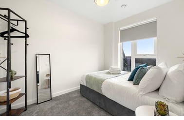 Teal Road, Ilford, London - Image 2