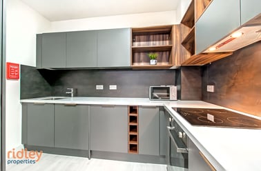 Silver Street, City Centre, Durham - Image 3