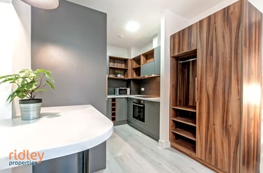 Silver Street, City Centre, Durham - Image 2