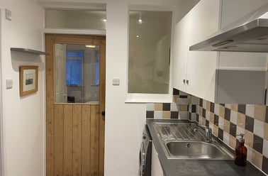 Isca Road, City Centre, Exeter - Image 3