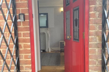 Kingsholm Road, Kingsholm, Gloucester - Image 2