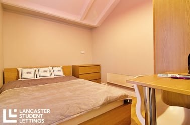 George Street, City Centre, Lancaster - Image 2