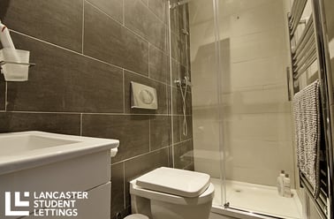 St. Leonards Gate, City Centre, Lancaster - Image 2