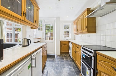 Coombe Road, Bevendean, Brighton - Image 2
