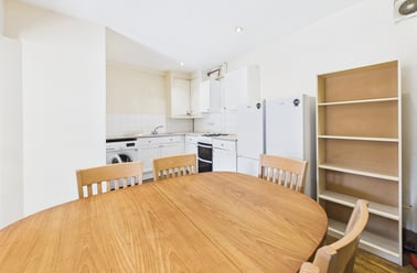 Upper Lewes Road, City Centre, Brighton - Image 2