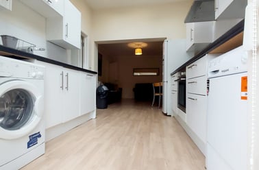 College Road, Fishponds, Bristol - Image 2