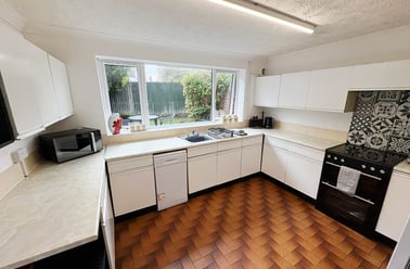 Staple Hill Road, Fishponds, Bristol - Image 3