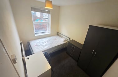 Fishponds Road, Fishponds, Bristol - Image 2