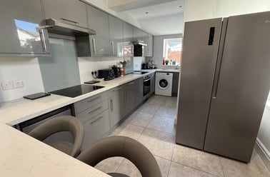 Talworth Street, Plasnewydd, Cardiff - Image 2