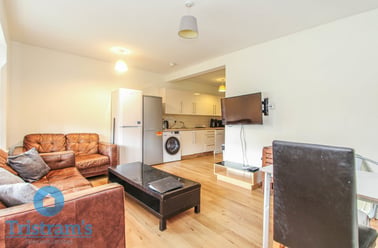 Beeston Road, Dunkirk, Nottingham - Image 2