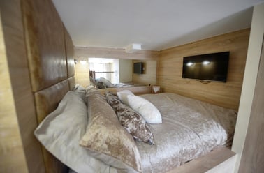 West End House Legrams Lane, Manningham, Bradford - Image 2