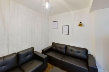 Salisbury Street, Beeston, Nottingham - Image 2