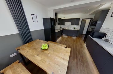 Pelham Crescent, Beeston, Nottingham - Image 3