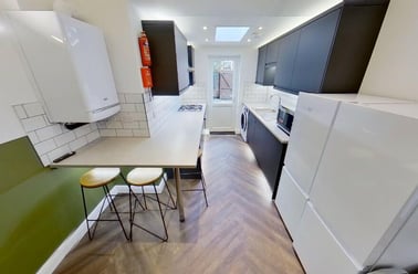 King Street, Beeston, Nottingham - Image 2