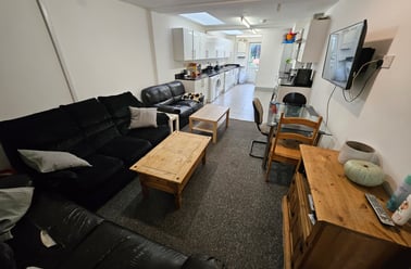 Exeter Road, Selly Park, Birmingham - Image 2