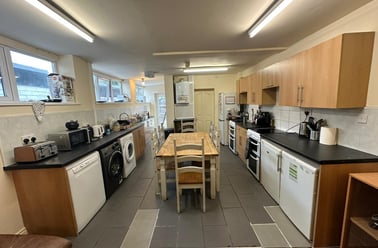 Dawlish Road, Selly Park, Birmingham - Image 2
