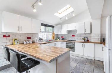 Lindleywood Road, Fallowfield, Manchester - Image 2