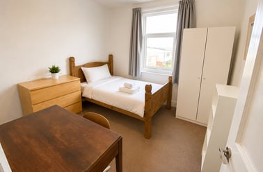 Park Road, Mount Pleasant , Exeter - Image 3