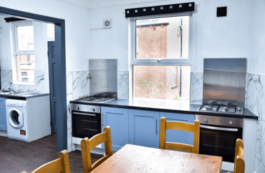 Headingley Avenue, Headingley, Leeds - Image 2