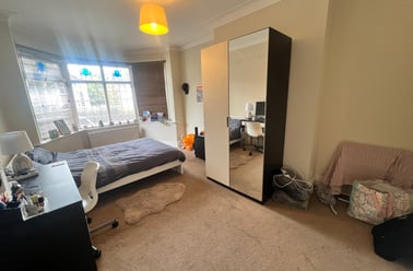 The Turnways, Headingley, Leeds - Image 2