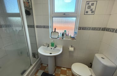 Winston Gardens, Headingley, Leeds - Image 2