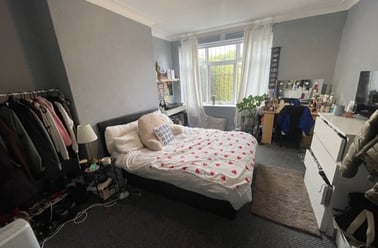 The Turnways, Headingley, Leeds - Image 2