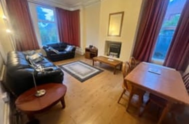 Kirkstall Lane, Headingley, Leeds - Image 3