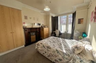 Estcourt Terrace, Headingley, Leeds - Image 3
