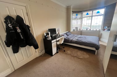 The Turnways, Headingley, Leeds - Image 3