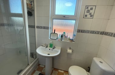 Winston Gardens, Headingley, Leeds - Image 3