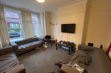 Headingley Avenue, Headingley, Leeds - Image 2