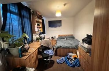 Estcourt Avenue, Headingley, Leeds - Image 3