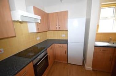 Estcourt Avenue, Headingley, Leeds - Image 3