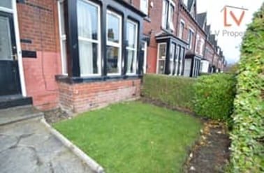 Estcourt Terrace, Headingley, Leeds - Image 3