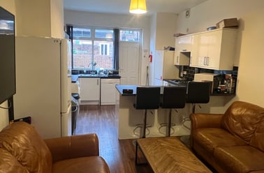 Berkeley Avenue, Longsight, Manchester - Image 2
