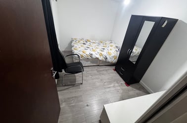 Oakley Street, Barrack Road, Northampton - Image 2