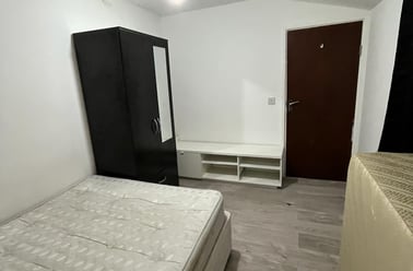 Oakley Street, Barrack Road, Northampton - Image 3