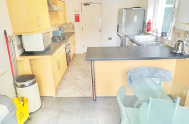 Kingswood road, Fallowfield, Manchester - Image 2