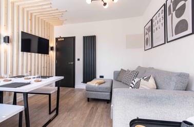 Clifton Street, Beeston, Nottingham - Image 2