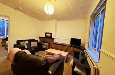 Cunningham Road, Earlham, Norwich - Image 3