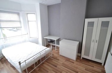 Liverpool Street, Weaste, Salford - Image 2