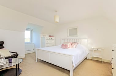 Wraysbury Drive, Yiewsley, Uxbridge - Image 2
