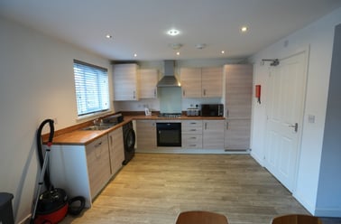 Slade Baker Way, Frenchay, Bristol - Image 3