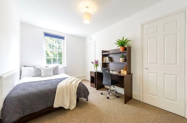 St. Michaels Hill, Kingsdown, Bristol - Image 2