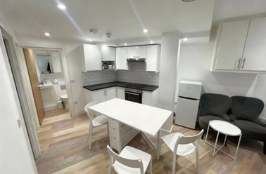 Triangle South, Kingsdown, Bristol - Image 3